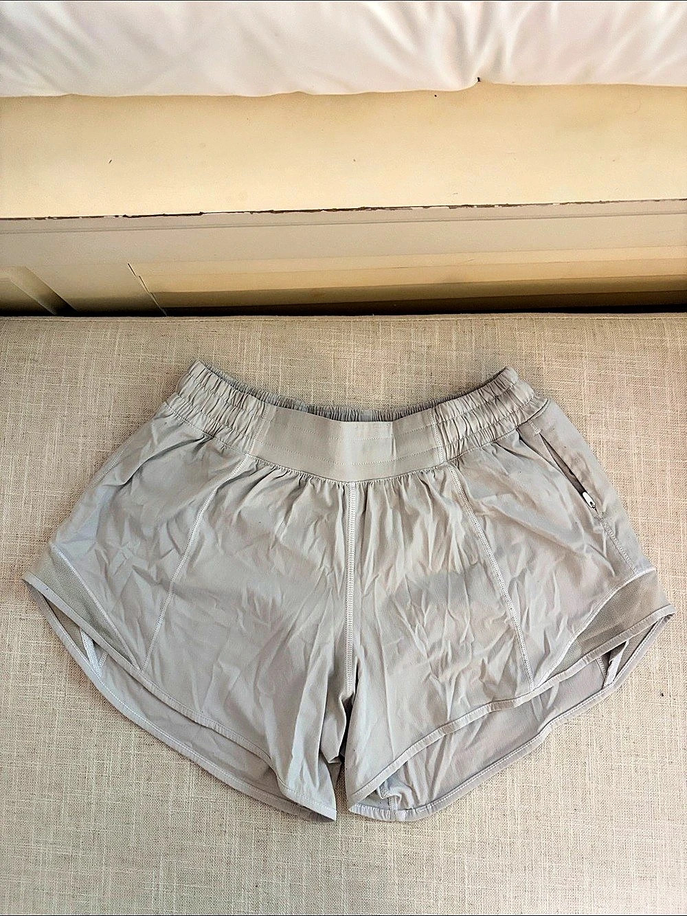 Lululemon Speed Up Short 4 inch white Athletic Shorts